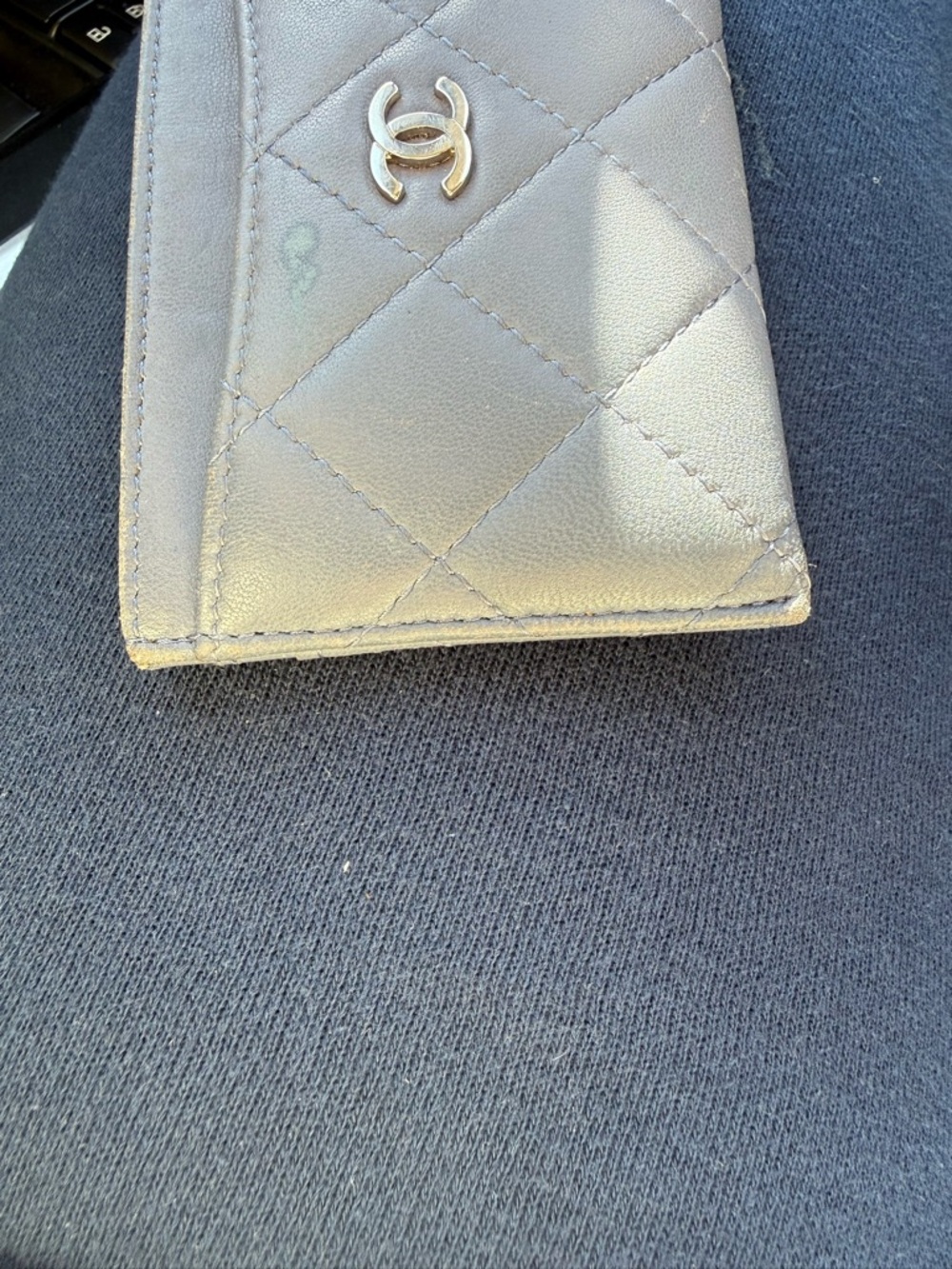 CHANEL Quilted Card Holder in Metallic Gray with Gold CC - Picture 2 of 11